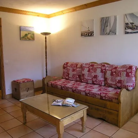 Rocher Apartment *
